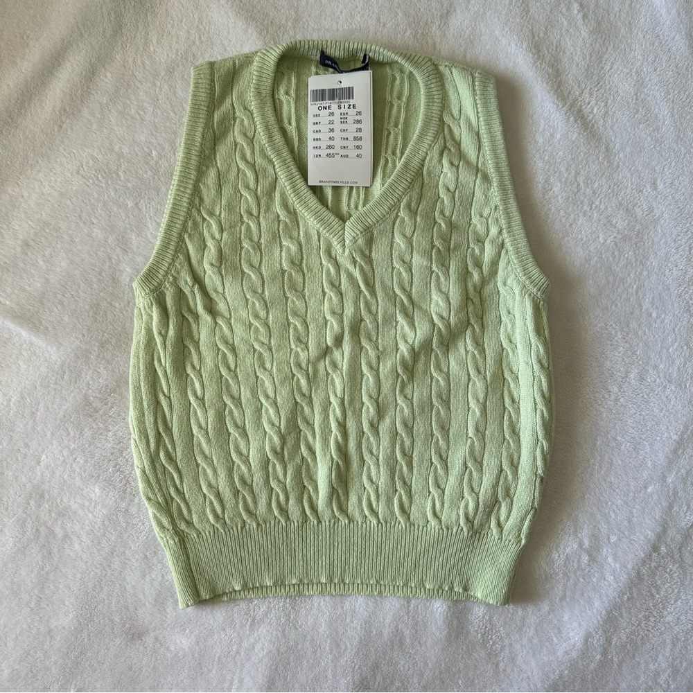 BRANDY MELVILLE VEST